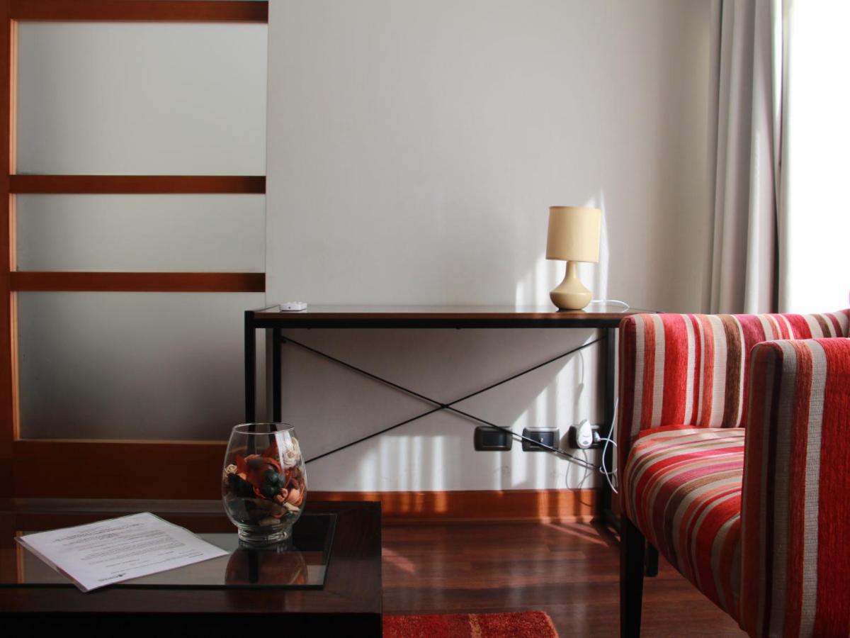 Austral Rentahome Santa Beatriz Santiago Exterior photo