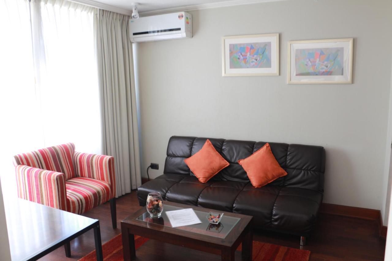 Austral Rentahome Santa Beatriz Santiago Exterior photo